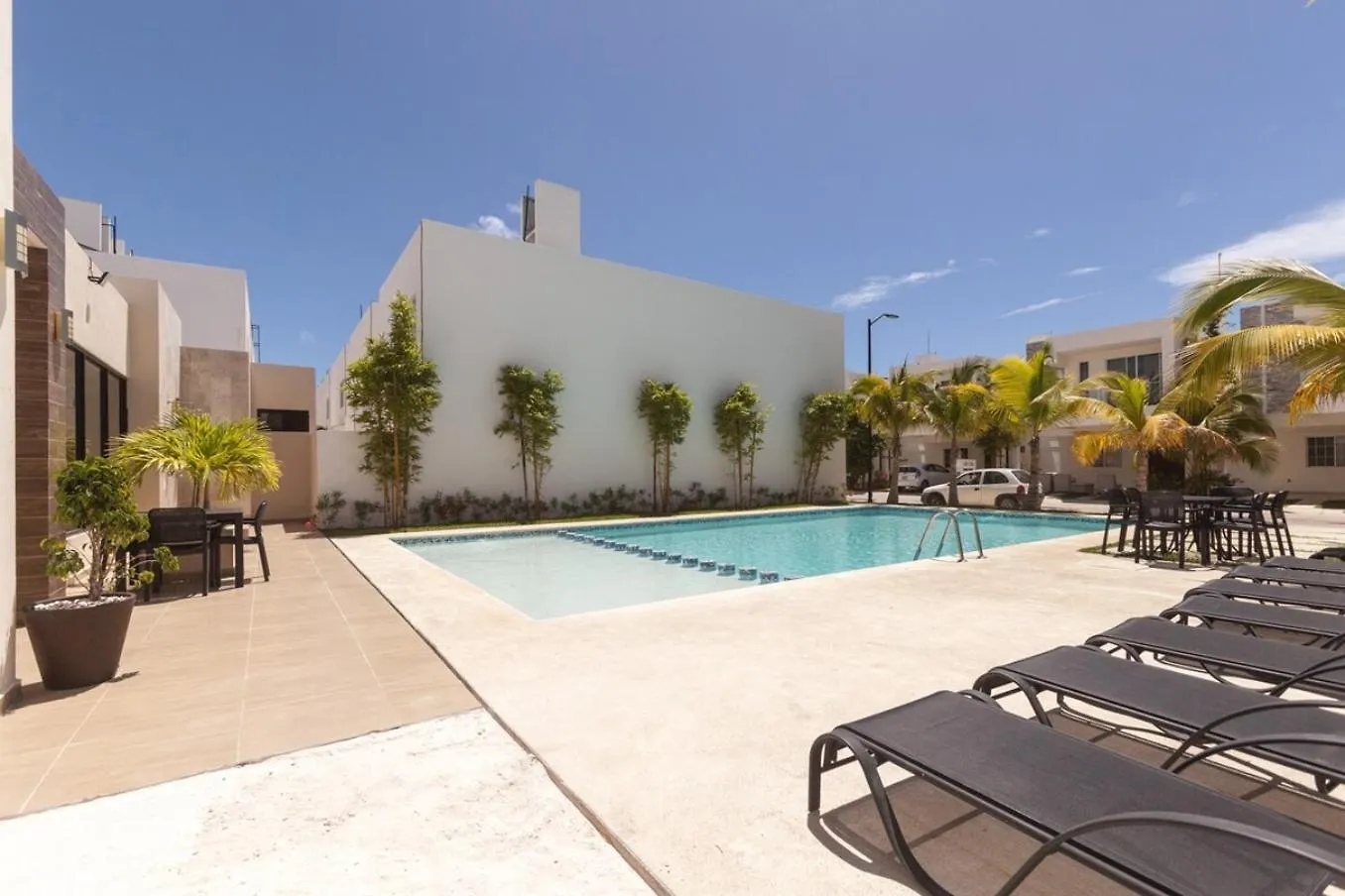 Holiday home Omg! Casacaribe10Minbeachwifi 100Mb3Poolsgym Playa del Carmen